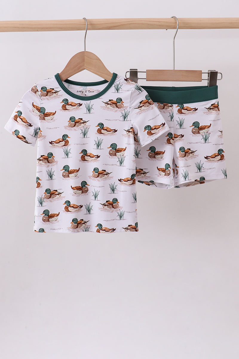 Green duck print bamboo shorts set A&E