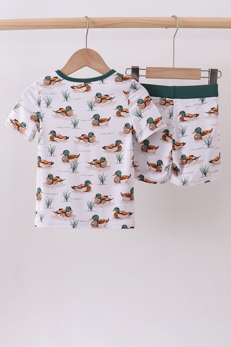 Green duck print bamboo shorts set A&E
